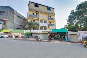 Hotel Jj International by OYO Rooms