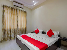 Hotel Rainbow Inn by OYO Rooms