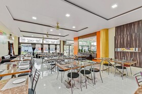 Hotel Siddheshwar by OYO Rooms