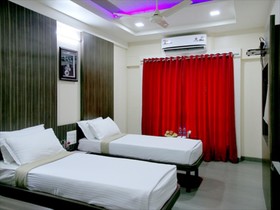 Hotel Yash Executive