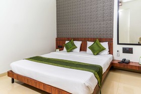 Royal Kourt Hotel
