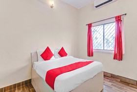 Shree Balaji Lodging by OYO Rooms