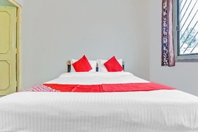Shree Balaji Lodging by OYO Rooms