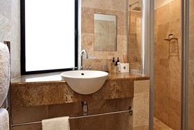 Saya Grand Club & Spa Resort