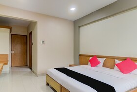 Tuliipstays Hotel Ashok Bhiwandi by OYO Rooms