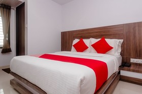 Hotel Apple Inn by OYO Rooms