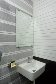 Hotel Apple Inn by OYO Rooms