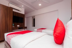 Hotel Apple Inn by OYO Rooms