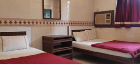 Asha Hotel