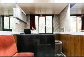 Asha Hotel
