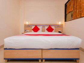 Blue Sapphires By OYO Rooms