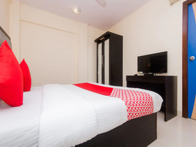 Blue Sapphires By OYO Rooms