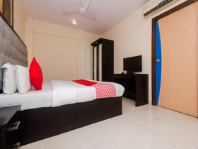 Blue Sapphires By OYO Rooms