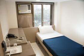 City Hotel