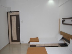 Eden Guest House & Dormitory