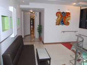Eden Guest House & Dormitory