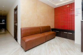 Everest Inn by OYO Rooms