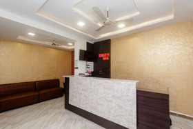 Everest Inn by OYO Rooms