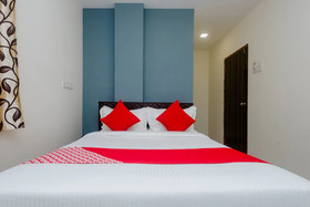 Everest Inn by OYO Rooms