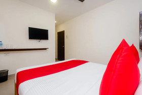 Everest Inn by OYO Rooms