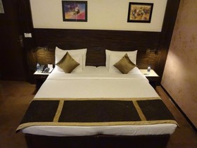 Bloom Boutique | Bandra