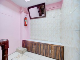 Gulzar Hotel by OYO Rooms