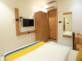 Hexa Meriton