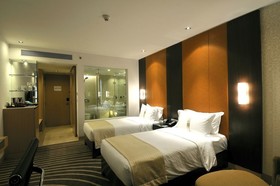 Holiday Inn Mumbai International Airport