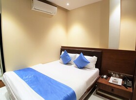 Hotel Ahlan International