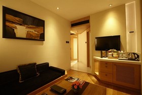 Hotel Bawa Continental