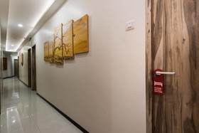 Hotel Blue Pearl Residency
