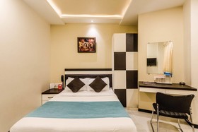 Hotel Blue Pearl Residency