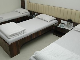 Hotel Causeway