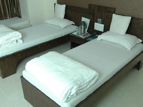 Hotel Causeway