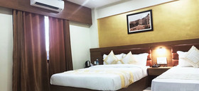 Hotel Crystal Luxury Inn