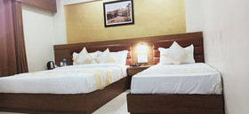 Hotel Crystal Luxury Inn