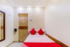 Hotel Dreamland by OYO