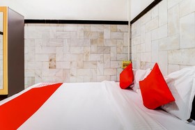 Hotel Dreamland by OYO
