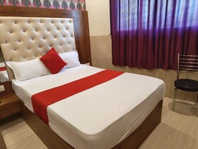 Hotel Dream Palace Residency
