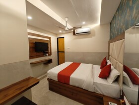 Hotel Dream Palace Residency