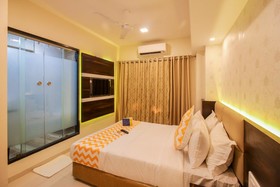 Hotel Embassy Park