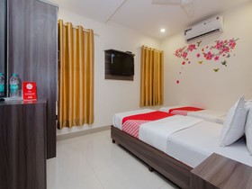 Hotel Golden Palace