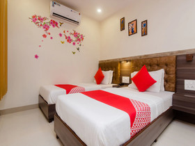 Hotel Golden Palace