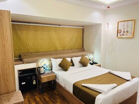 Hotel Larmont Luxury