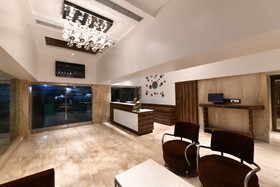 Hotel Leafio Marol