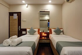 Hotel Ozone Inn