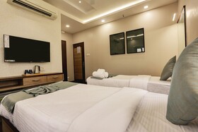 Hotel Ozone Inn