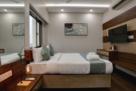Hotel Ozone Inn
