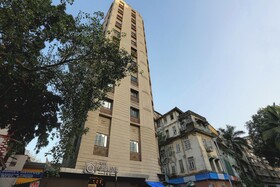 Hotel Ozone Inn