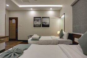 Hotel Ozone Inn